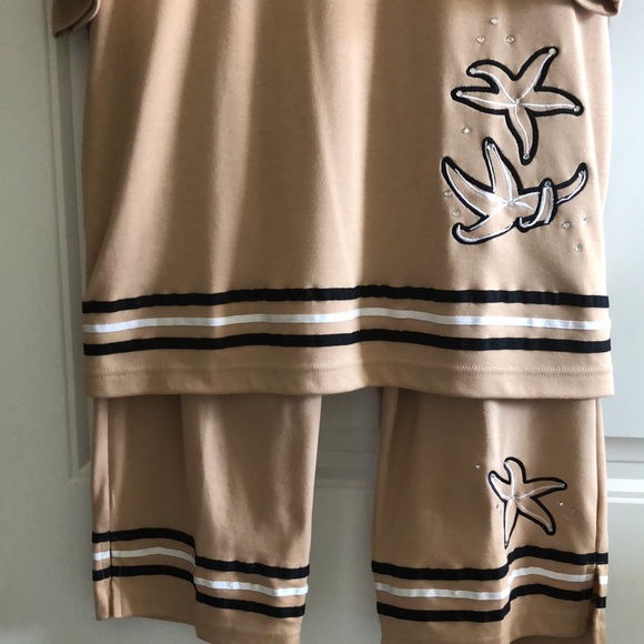 Needle & Threads Two Piece Outfit Comfortable Versatile - Picture 12 of 12